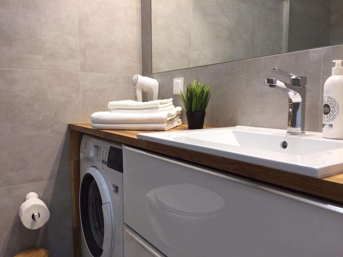 Baltic Comfort Spa Apartment With Free Pool, Saunas & Fitness - Kasprowicza 20 科沃布热格 外观 照片