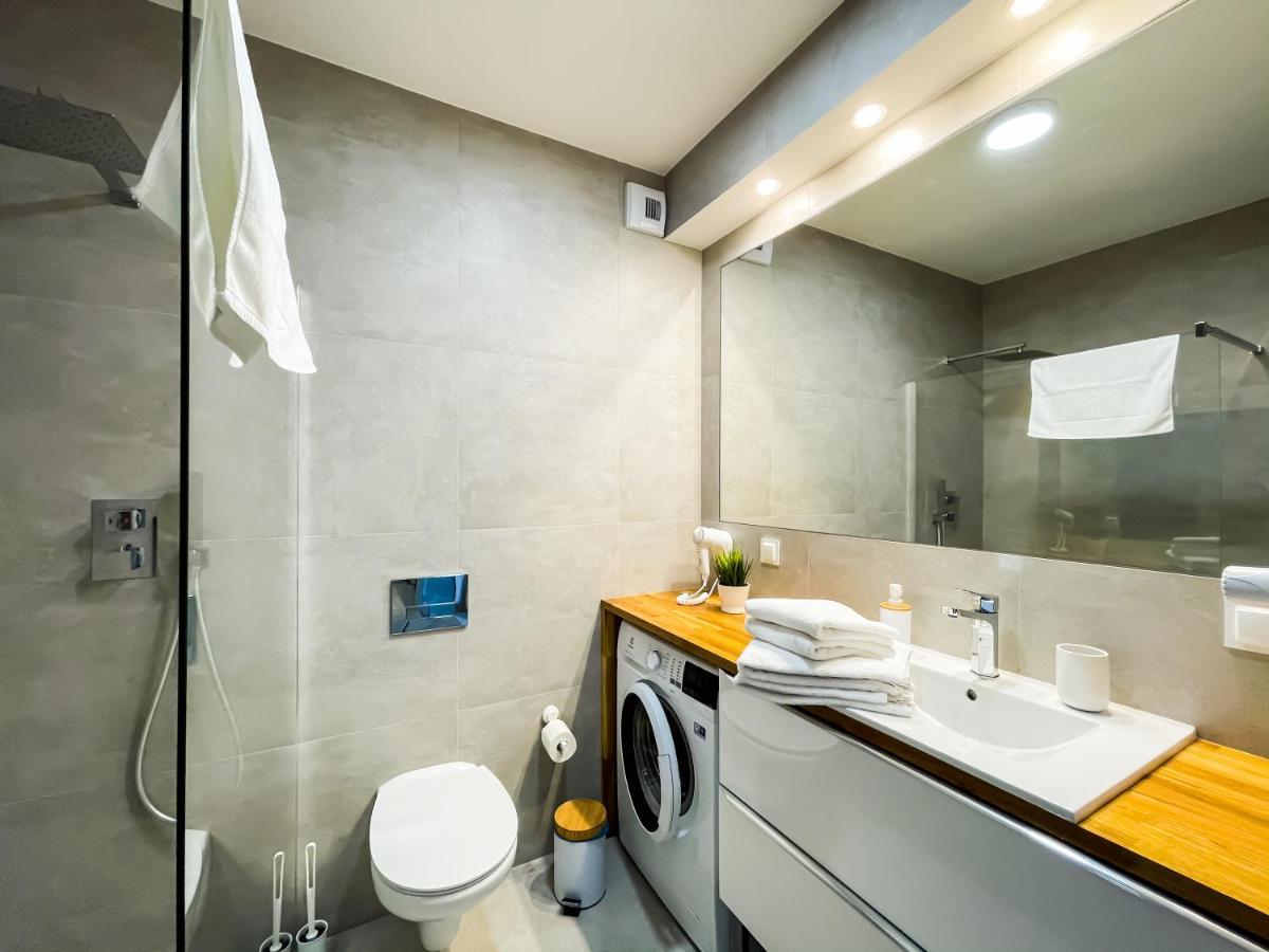 Baltic Comfort Spa Apartment With Free Pool, Saunas & Fitness - Kasprowicza 20 科沃布热格 外观 照片