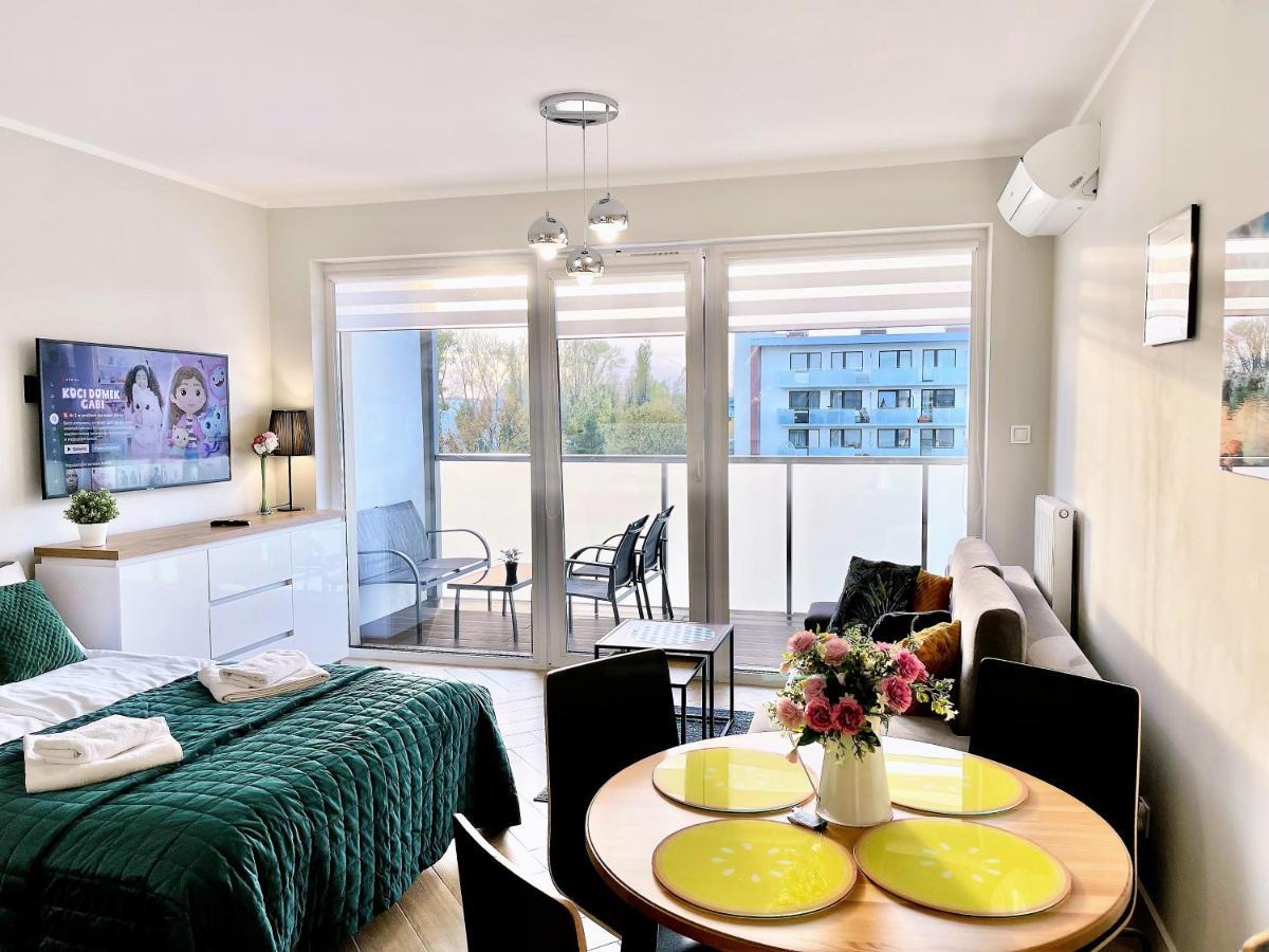 Baltic Comfort Spa Apartment With Free Pool, Saunas & Fitness - Kasprowicza 20 科沃布热格 外观 照片