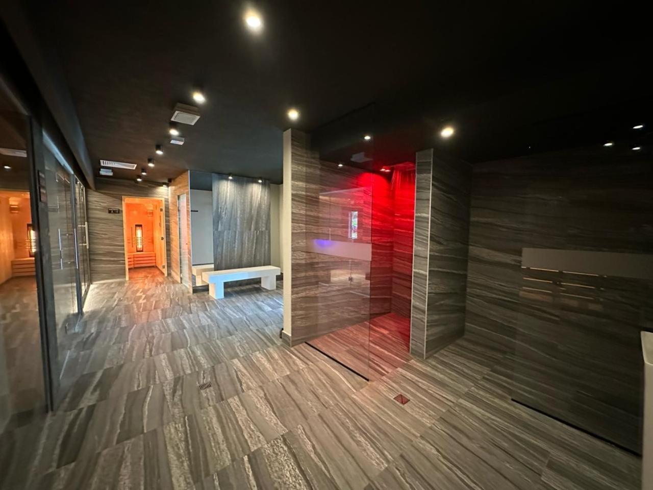Baltic Comfort Spa Apartment With Free Pool, Saunas & Fitness - Kasprowicza 20 科沃布热格 外观 照片